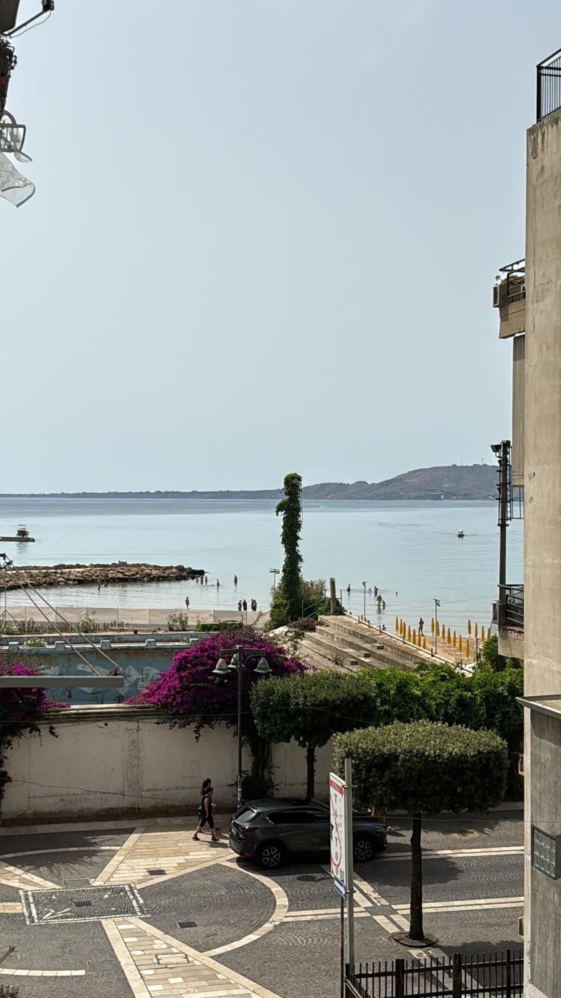 B&B A Un Passo Dal Mare Кротоне Екстер'єр фото